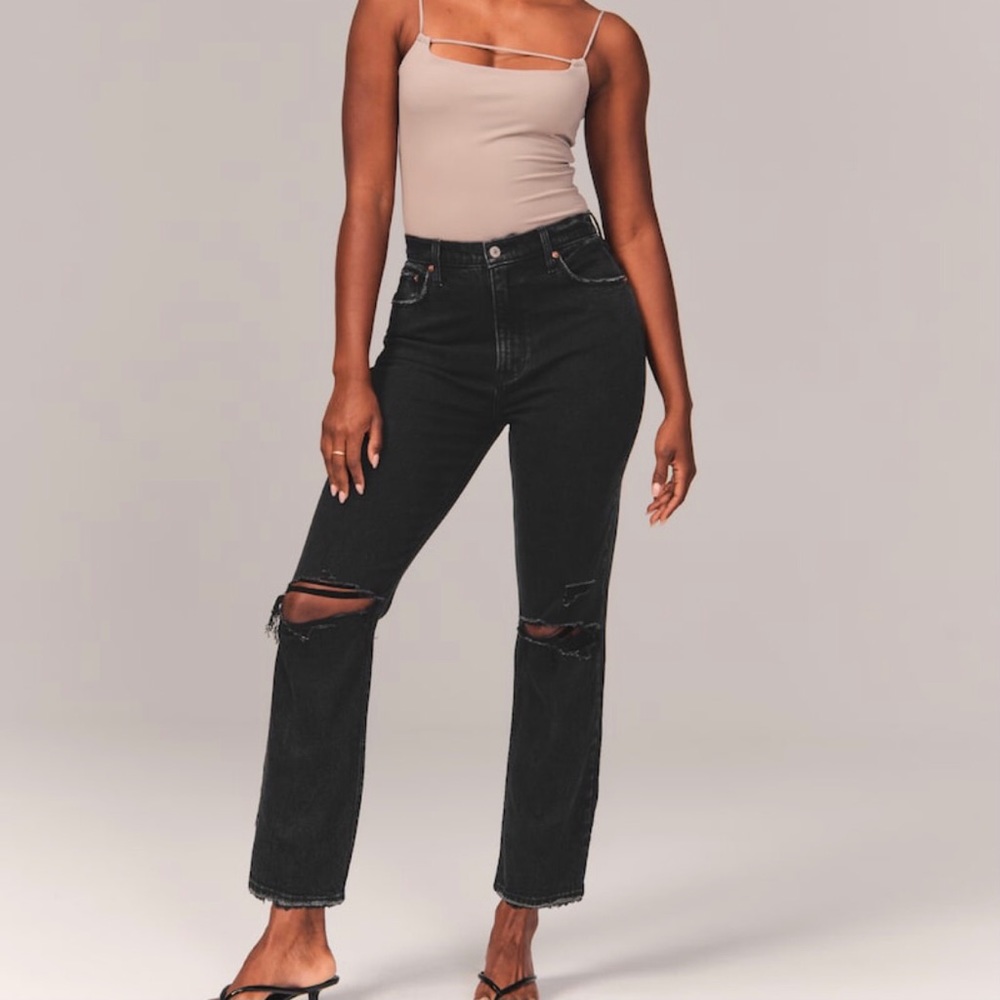 Abercrombie Curve Love Ultra High Rise Straight Jeans Ripped Black Size 30 R